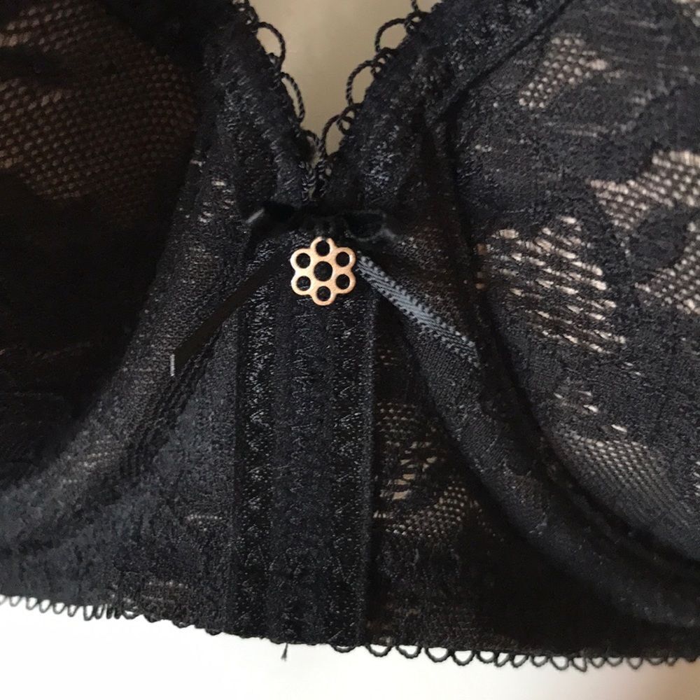 Wacoal Lace underwire lightly lined bra black - Picture 3 of 8